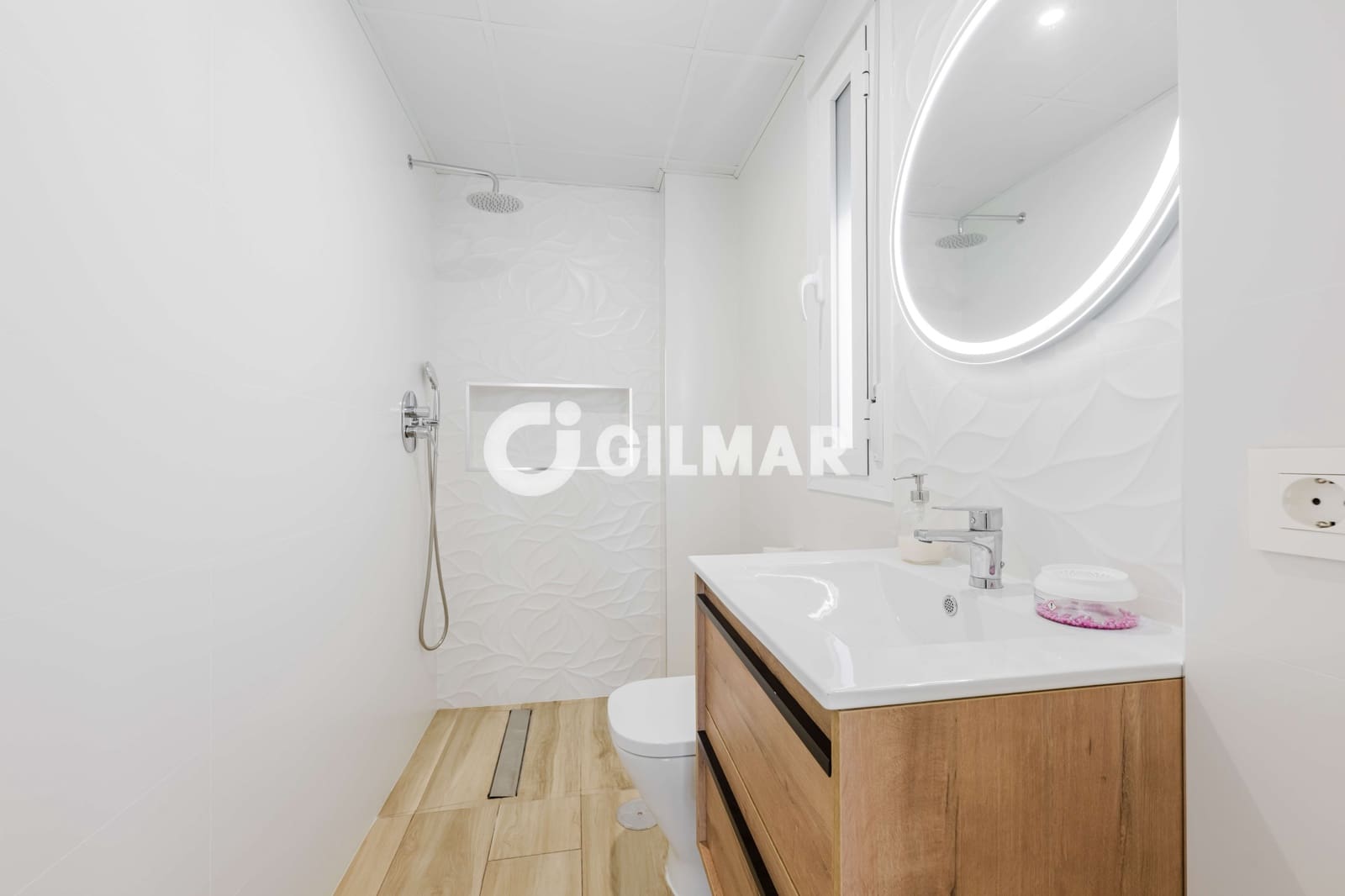 4 bedroom Semi-detached Villa for sale in Jerez de la Frontera with pool - € 600,000 (Ref: 10079849)