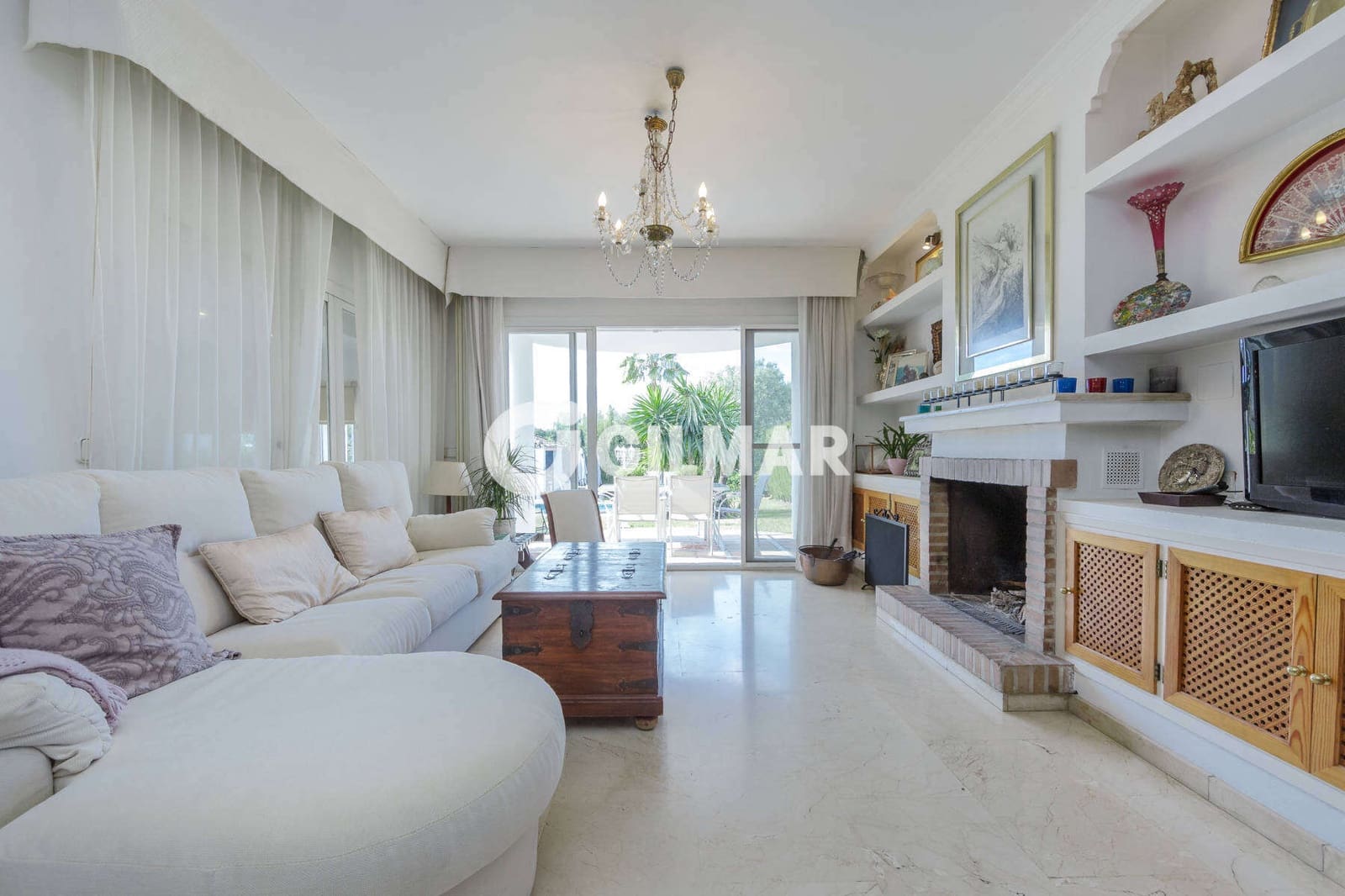 5 slaapkamer Villa te koop in Marbella met zwembad garage - € 1.400.000 (Ref: 10079973)