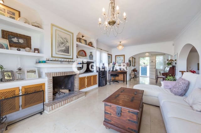 5 slaapkamer Villa te koop in La Merced, Marbella met zwembad garage - € 1.400.000 (Ref: 10079973)