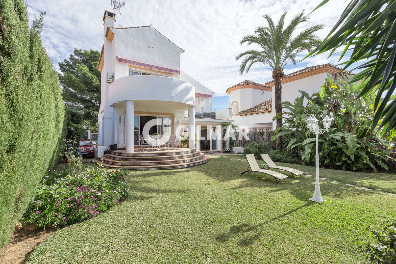 5 slaapkamer Villa te koop in Marbella met zwembad garage - € 1.400.000 (Ref: 10079973)