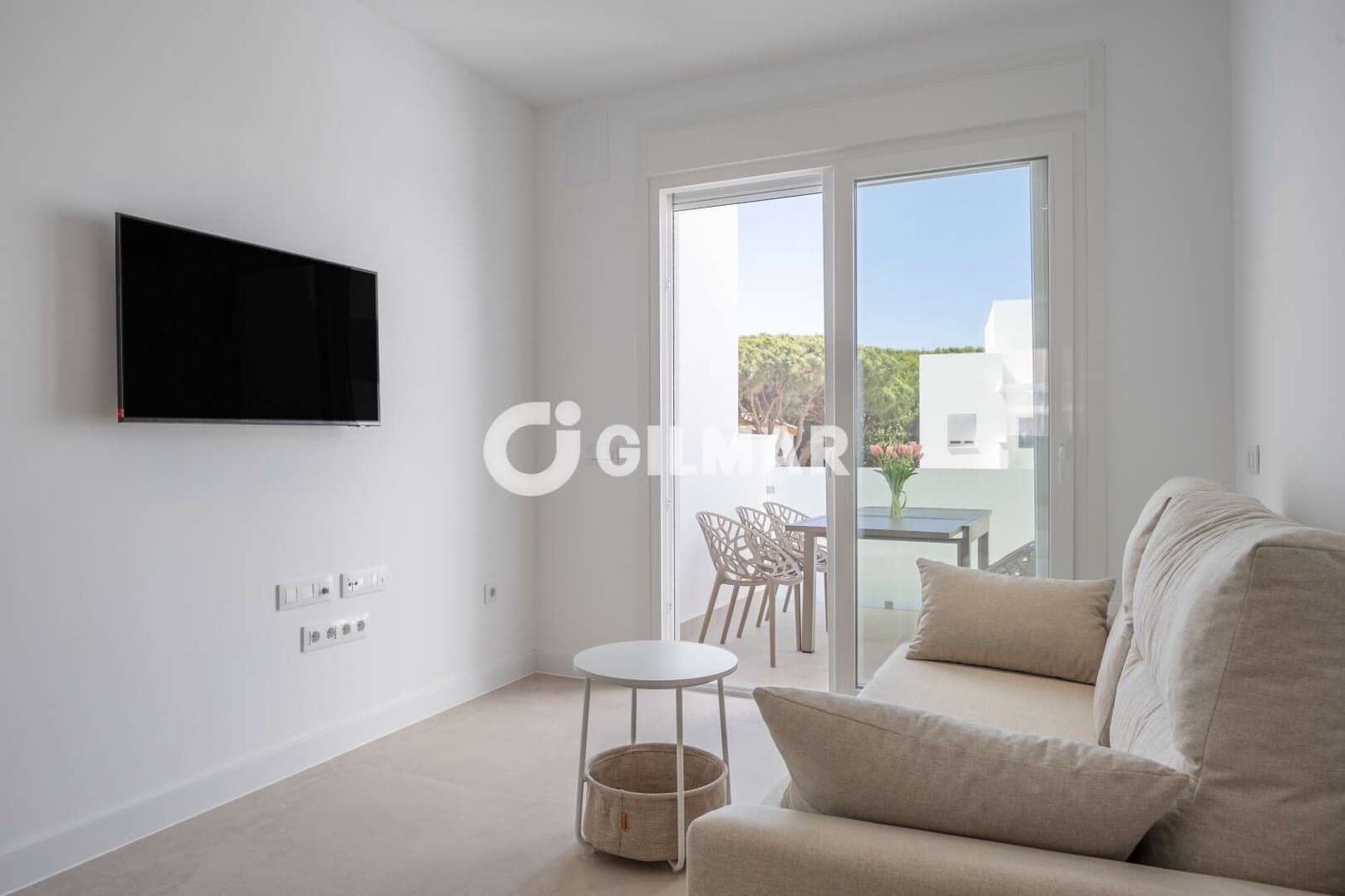 2 soveværelse Lejlighed til salg i La Barrosa med swimmingpool garage - € 530.000 (Ref: 10085241)