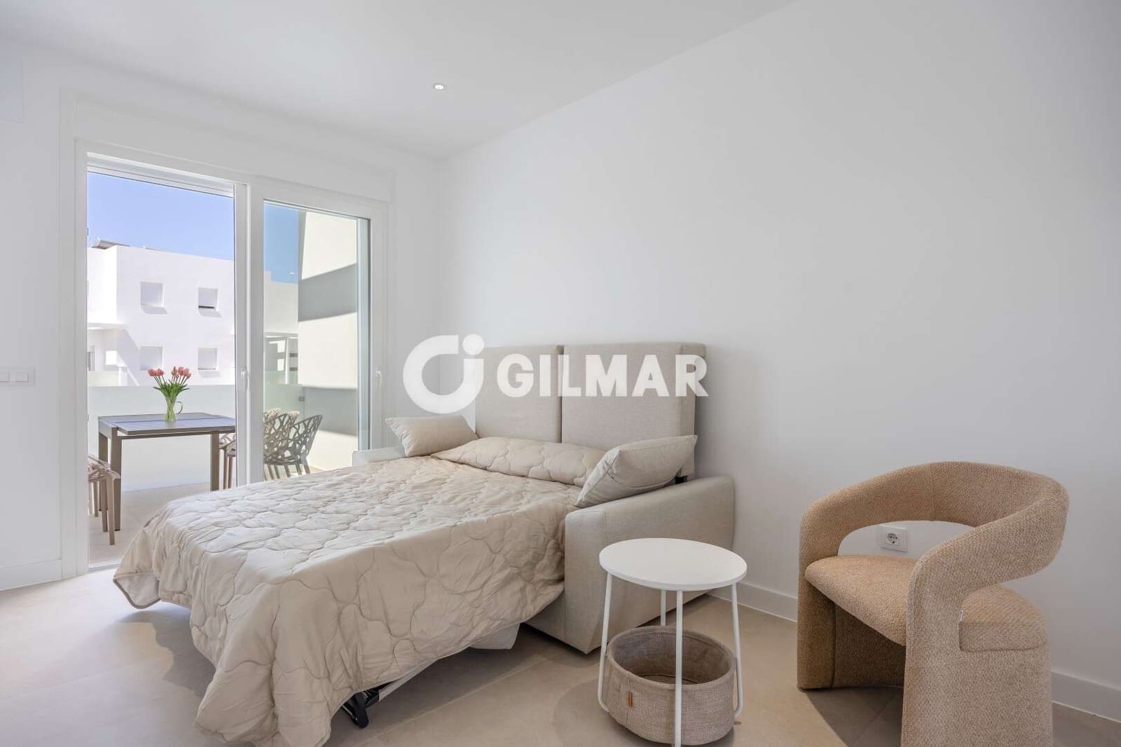 2 soveværelse Lejlighed til salg i La Barrosa med swimmingpool garage - € 530.000 (Ref: 10085241)