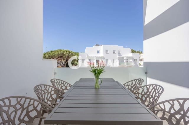 2 soveværelse Lejlighed til salg i La Barrosa, Chiclana de la Frontera med swimmingpool garage - € 530.000 (Ref: 10085241)