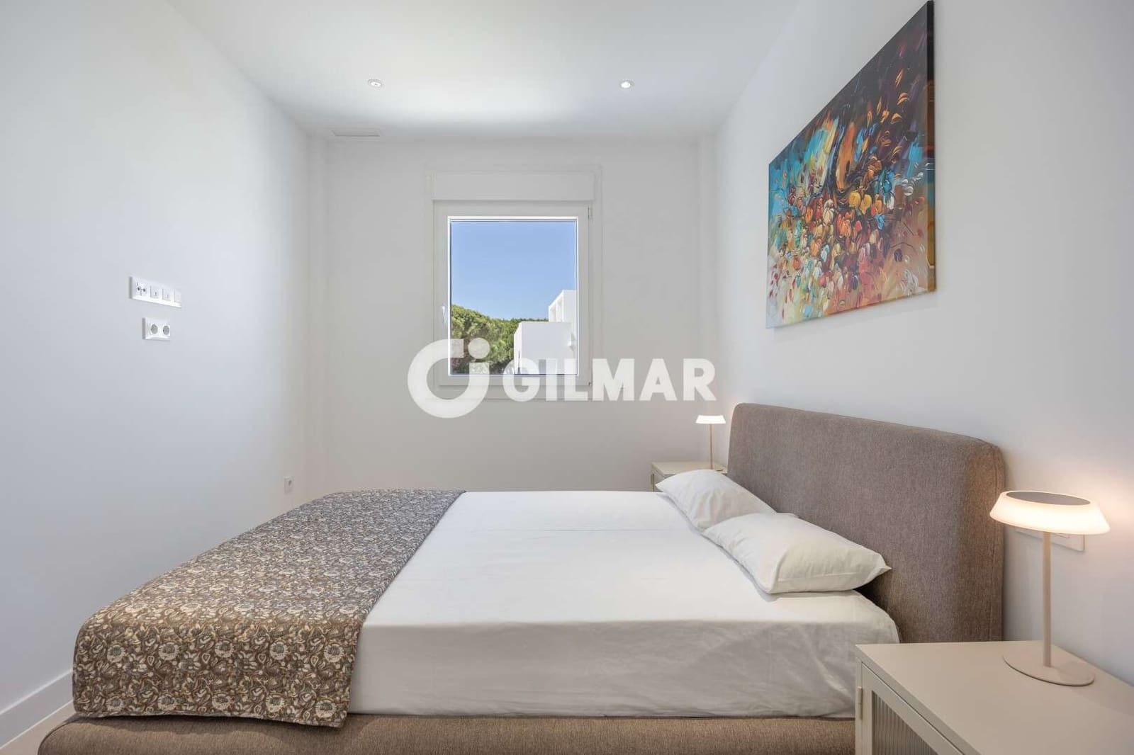 2 soveværelse Lejlighed til salg i La Barrosa med swimmingpool garage - € 530.000 (Ref: 10085241)