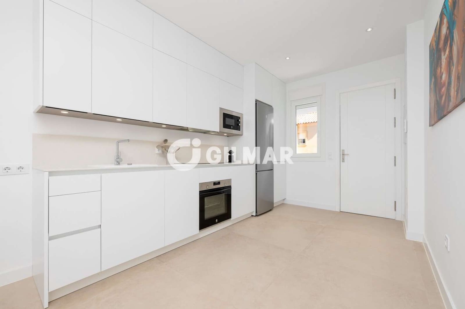 2 bedroom Flat for sale in La Barrosa with pool garage - € 530,000 (Ref: 10085241)