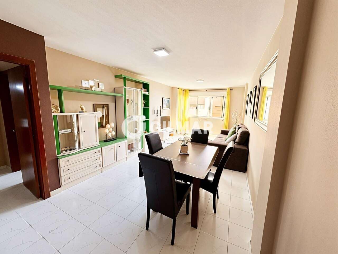 3 Zimmer Wohnung zu verkaufen in El Medano mit Garage - 349.000 € (Ref: 10085243)