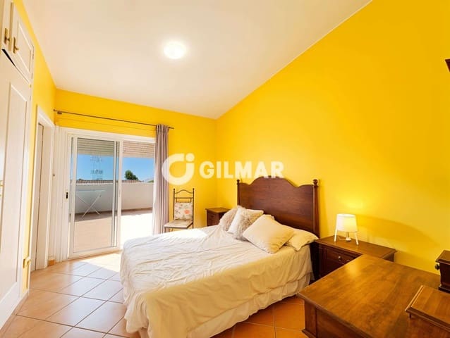 3 soveværelse Rækkehus til salg i Los Cristianos, Arona - € 520.000 (Ref: 10085244)
