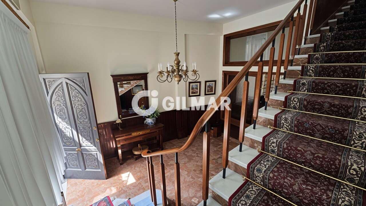 Pareado de 9 habitaciones en Guía de Isora en venta con garaje - 450.000 € (Ref: 10085245)
