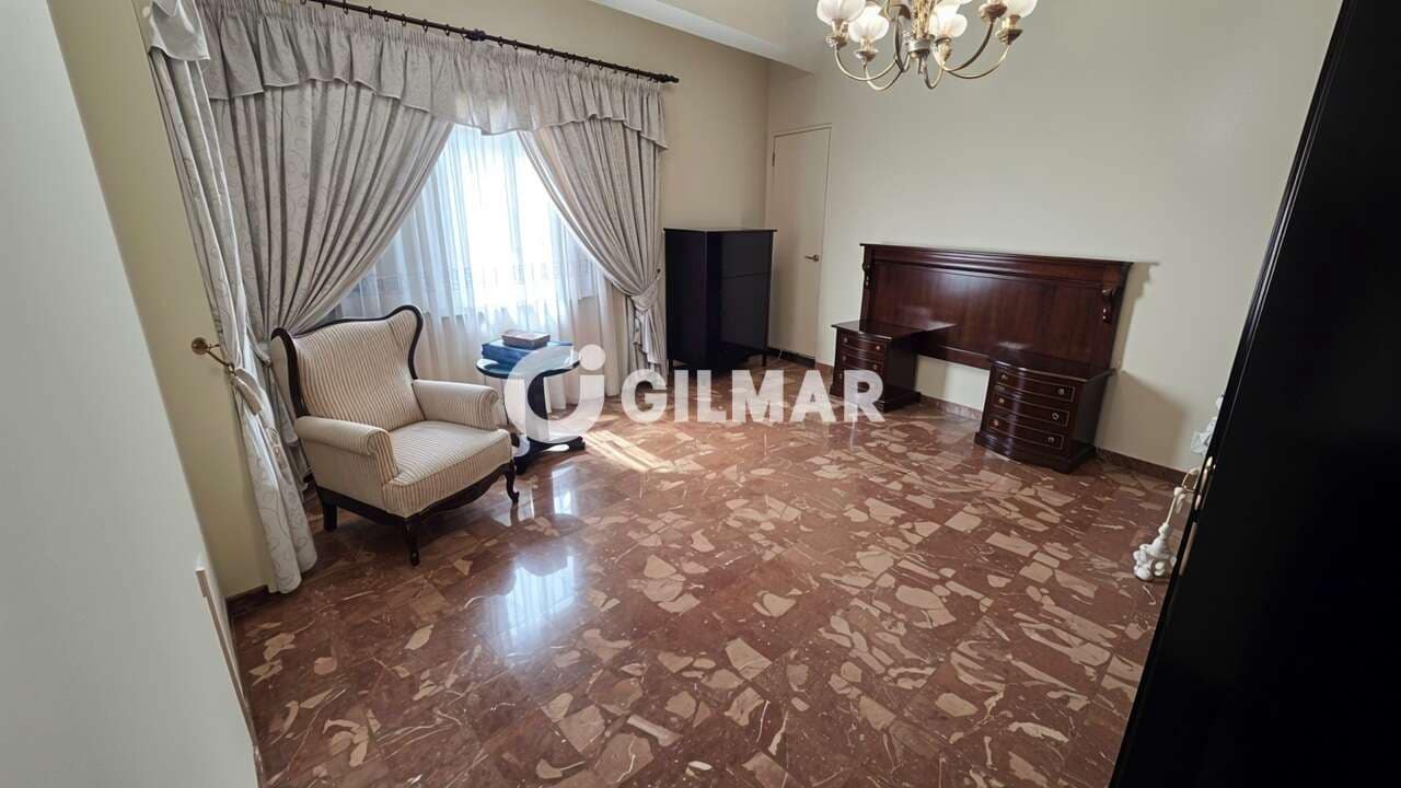 Pareado de 9 habitaciones en Guía de Isora en venta con garaje - 450.000 € (Ref: 10085245)
