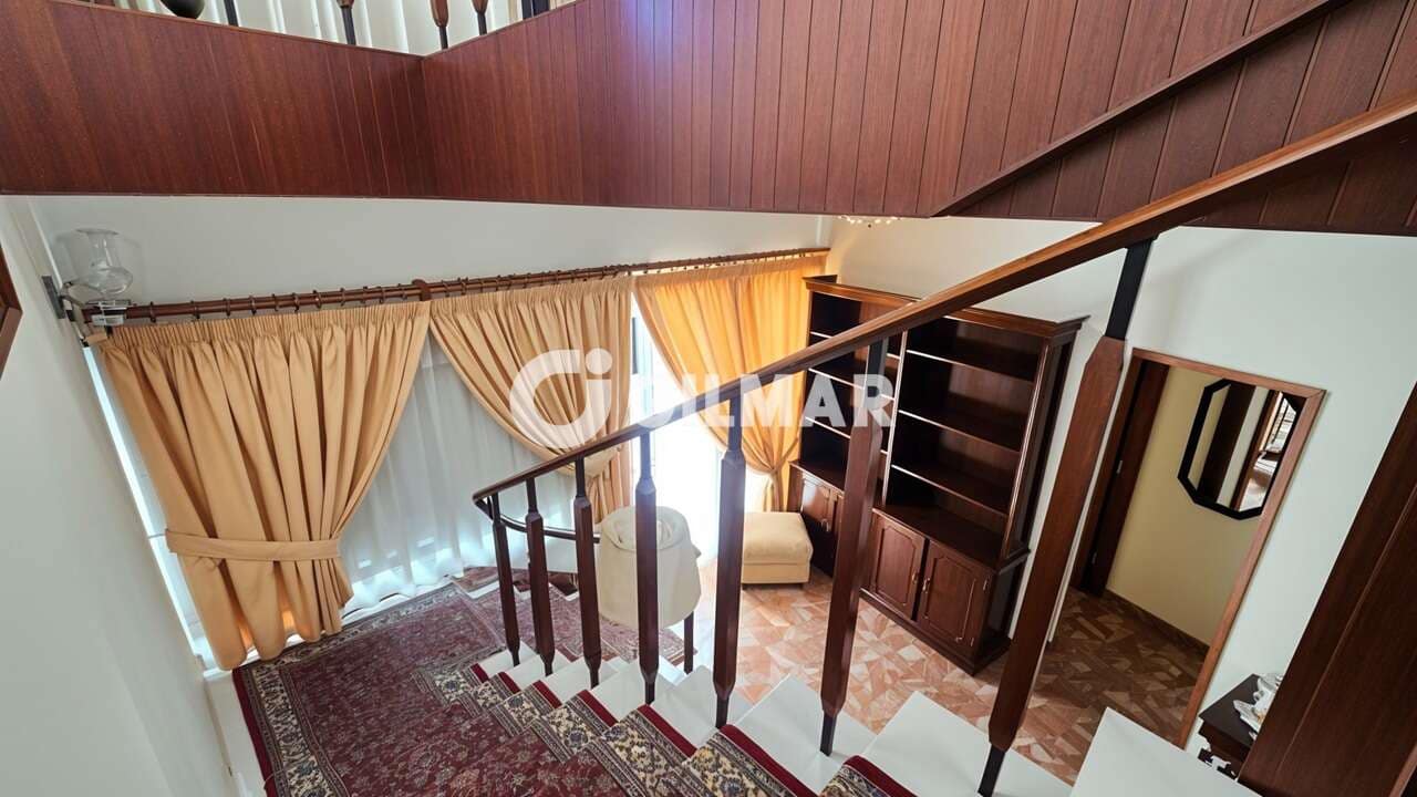 Pareado de 9 habitaciones en Guía de Isora en venta con garaje - 450.000 € (Ref: 10085245)