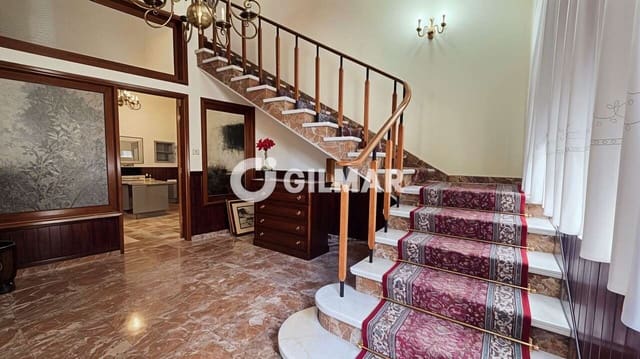 Pareado de 9 habitaciones en Guía de Isora en venta con garaje - 450.000 € (Ref: 10085245)