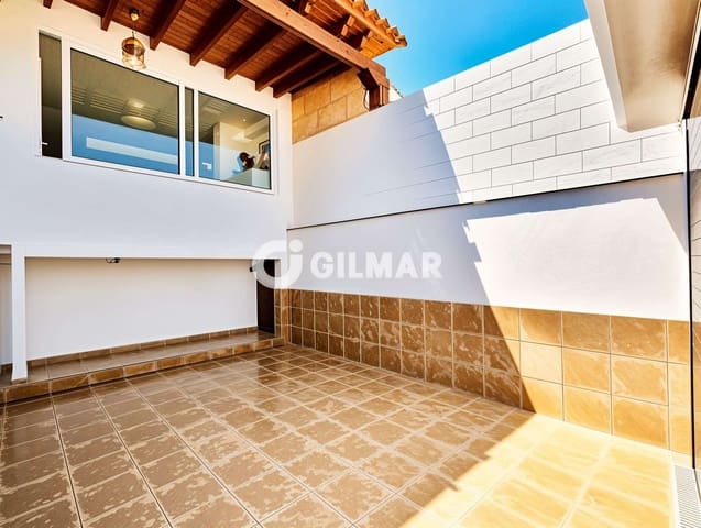 3 Zimmer Reihenhaus zu verkaufen in San Eugenio Alto, Adeje - 934.500 € (Ref: 10085246)