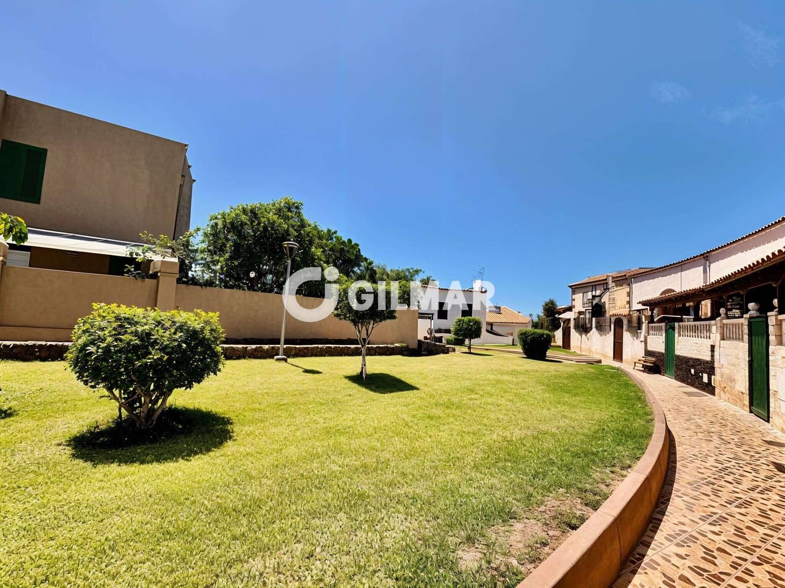 3 Zimmer Reihenhaus zu verkaufen in Costa Adeje mit Pool Garage - 934.500 € (Ref: 10085246)