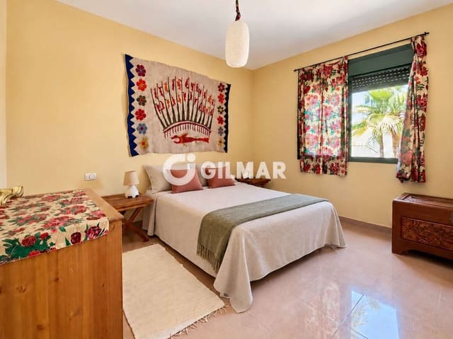 1 sovrum Lägenhet till salu i Playa del Duque, Adeje med pool - 350 000 € (Ref: 10085247)