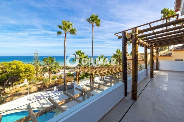 5 slaapkamer Villa te koop in Buenas Noches, Estepona met zwembad - € 2.750.000 (Ref: 10088440)
