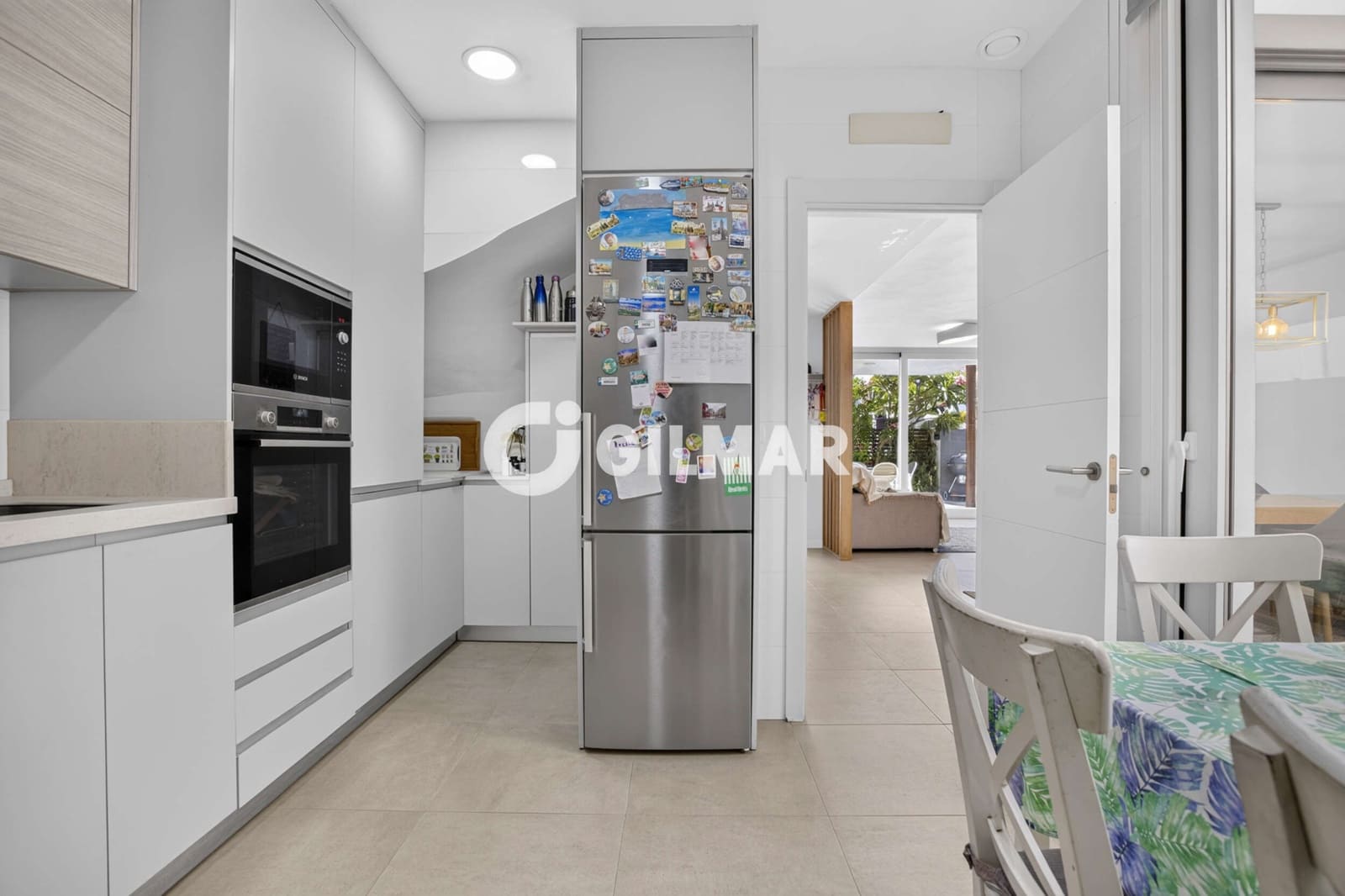 4 quarto Moradia em Banda para venda em Dos Hermanas com piscina - 439 000 € (Ref: 10088441)