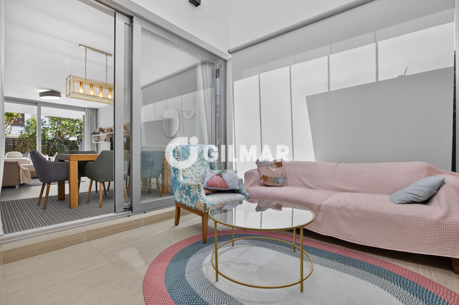 4 quarto Moradia em Banda para venda em Dos Hermanas com piscina - 439 000 € (Ref: 10088441)