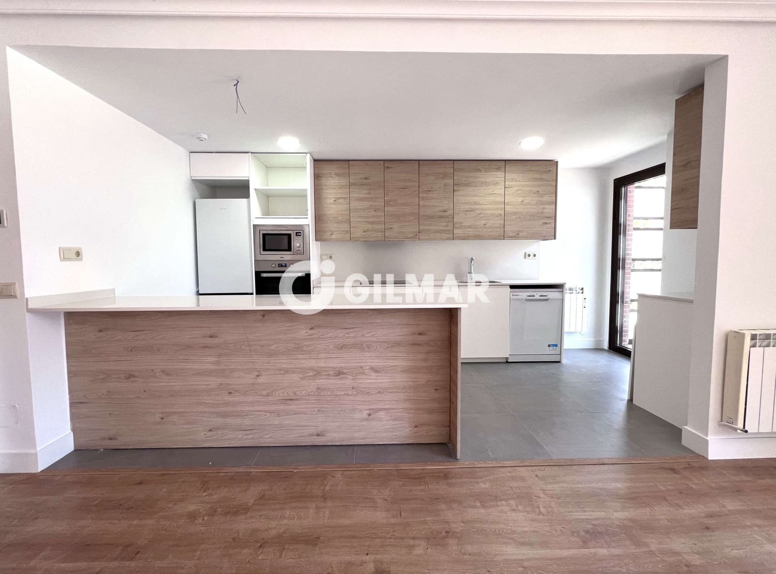 4 slaapkamer Flat te koop in Madrid stad met zwembad garage - € 1.050.000 (Ref: 10088447)