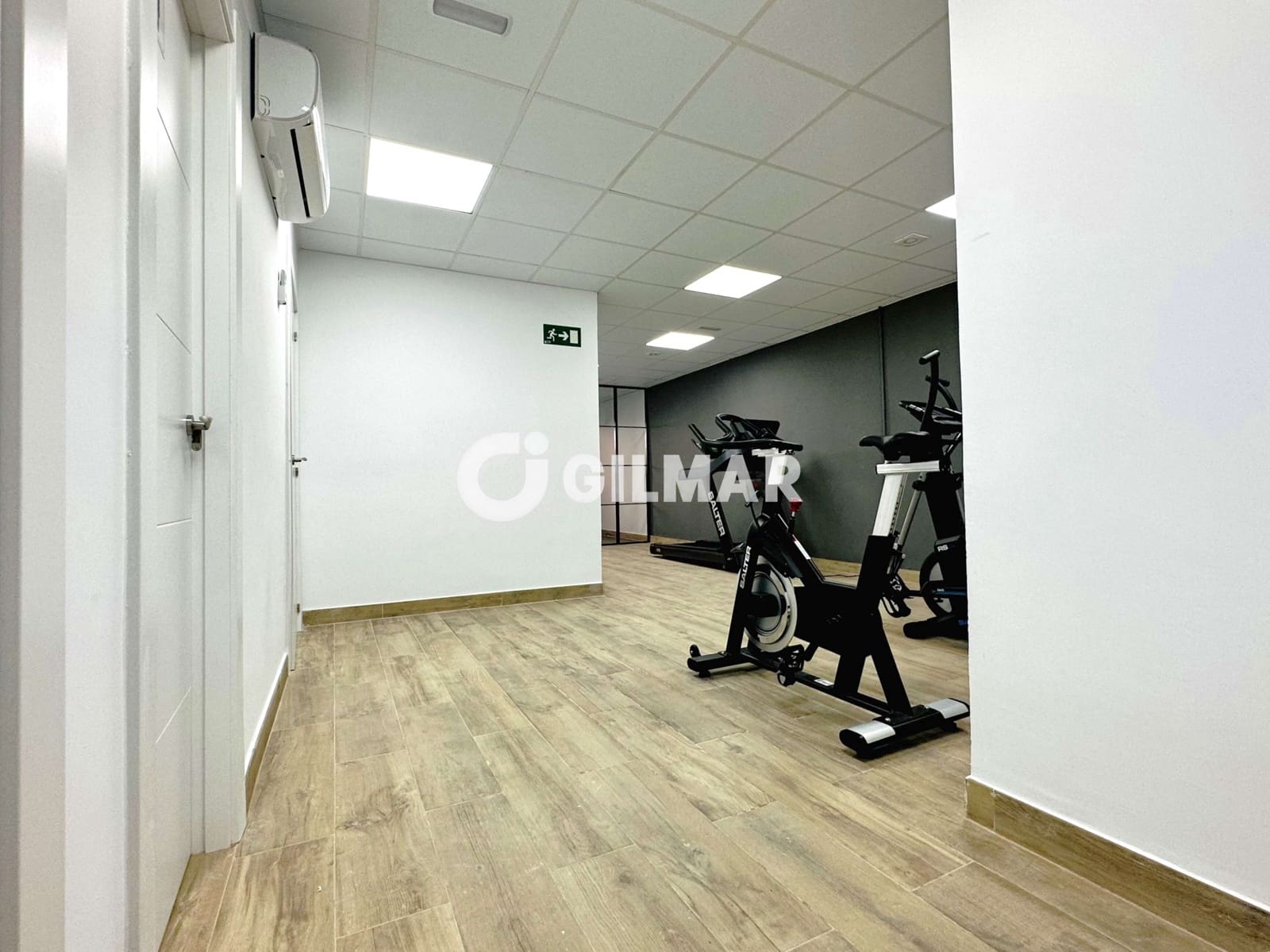 4 slaapkamer Flat te koop in Madrid stad met zwembad garage - € 1.050.000 (Ref: 10088447)