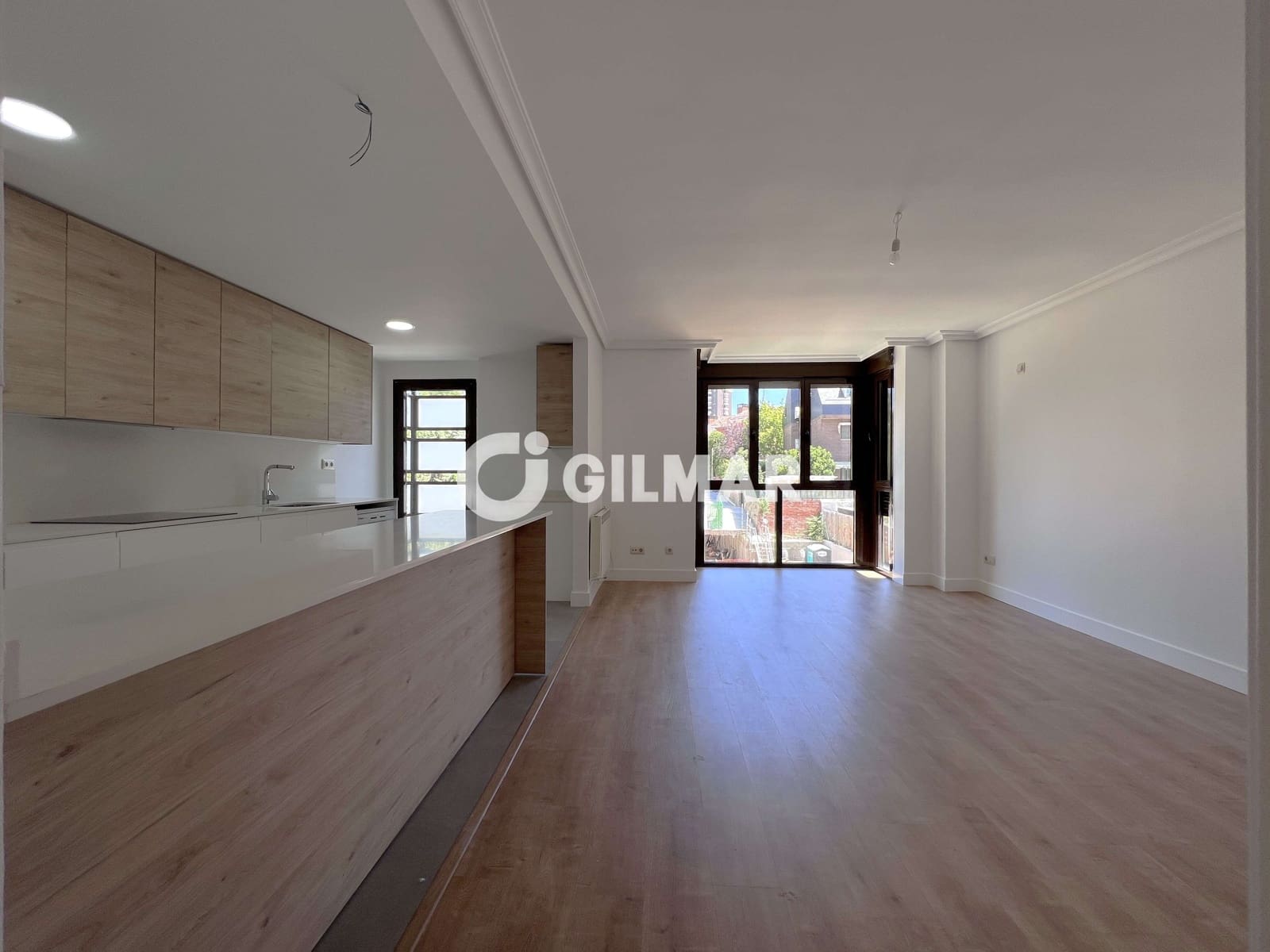 4 slaapkamer Flat te koop in Madrid stad met zwembad garage - € 1.050.000 (Ref: 10088447)