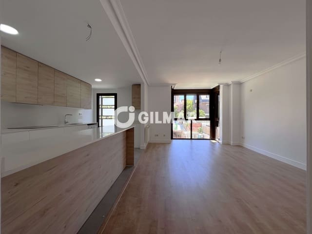 4 slaapkamer Flat te koop in Peñagrande, Madrid stad met zwembad garage - € 1.050.000 (Ref: 10088447)