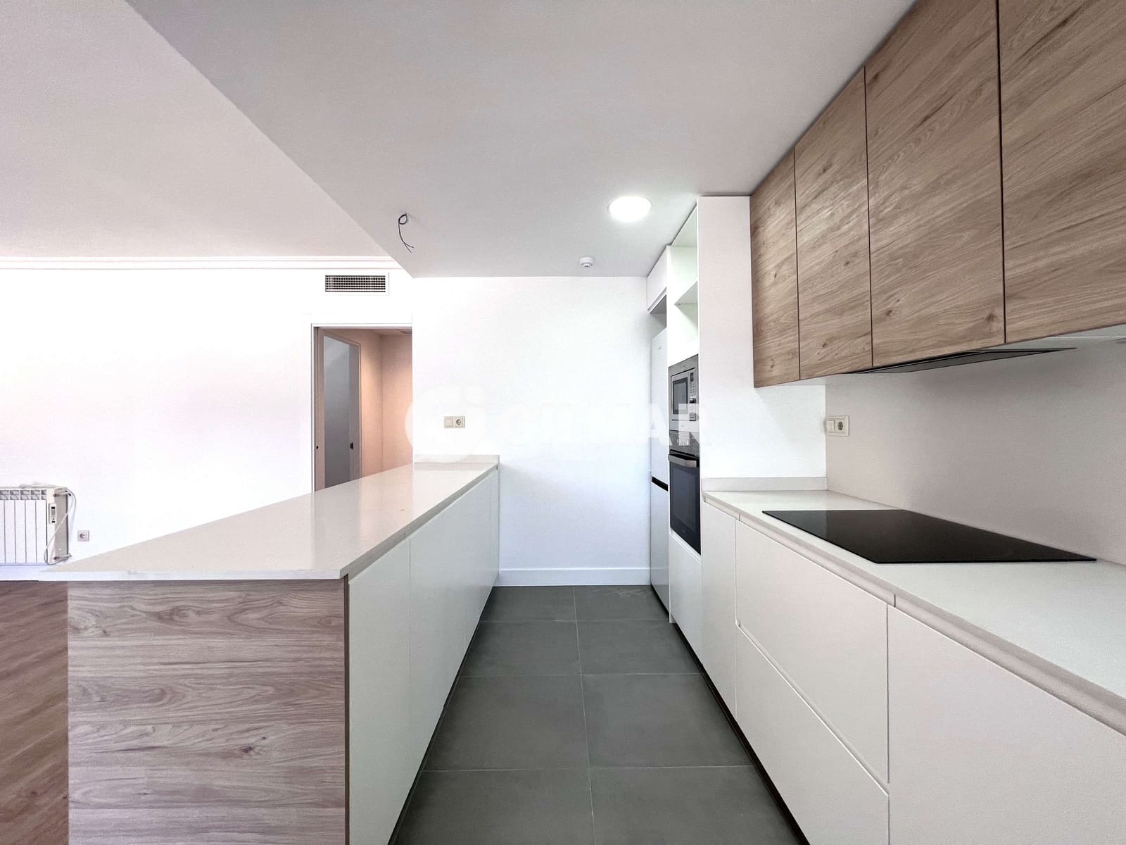 4 slaapkamer Flat te koop in Madrid stad met zwembad garage - € 1.050.000 (Ref: 10088447)