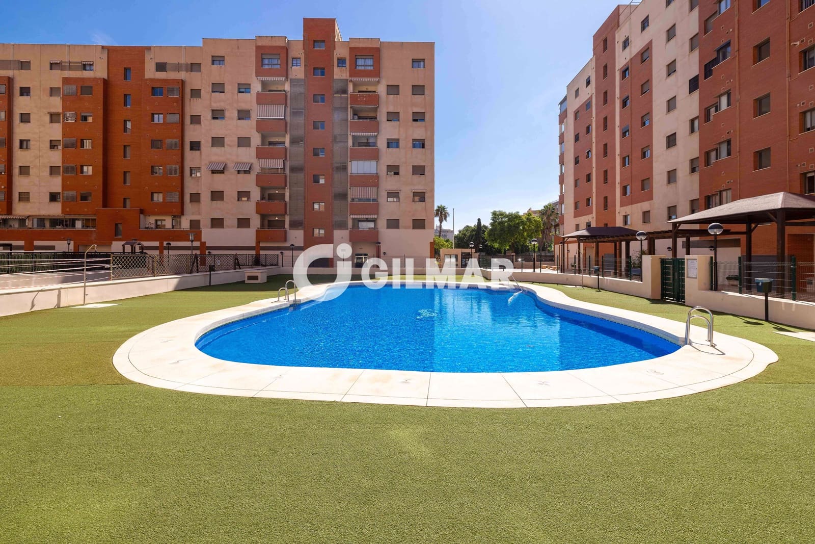 2 sovrum Takvåning till salu i Malaga stad med pool garage - 636 000 € (Ref: 10089956)
