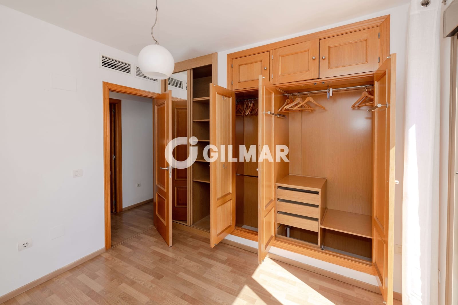 2 sovrum Takvåning till salu i Malaga stad med pool garage - 636 000 € (Ref: 10089956)
