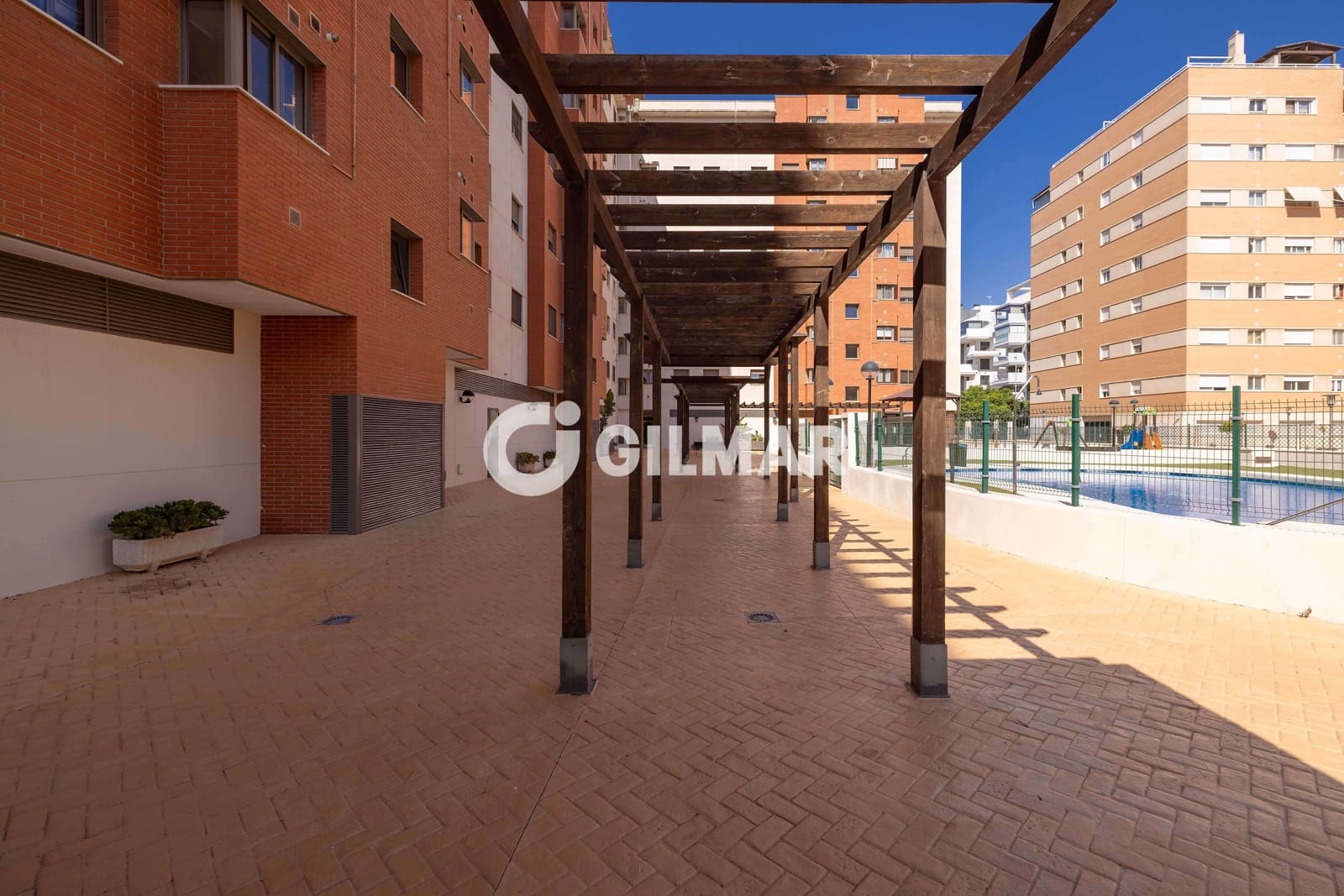 2 sovrum Takvåning till salu i Malaga stad med pool garage - 636 000 € (Ref: 10089956)