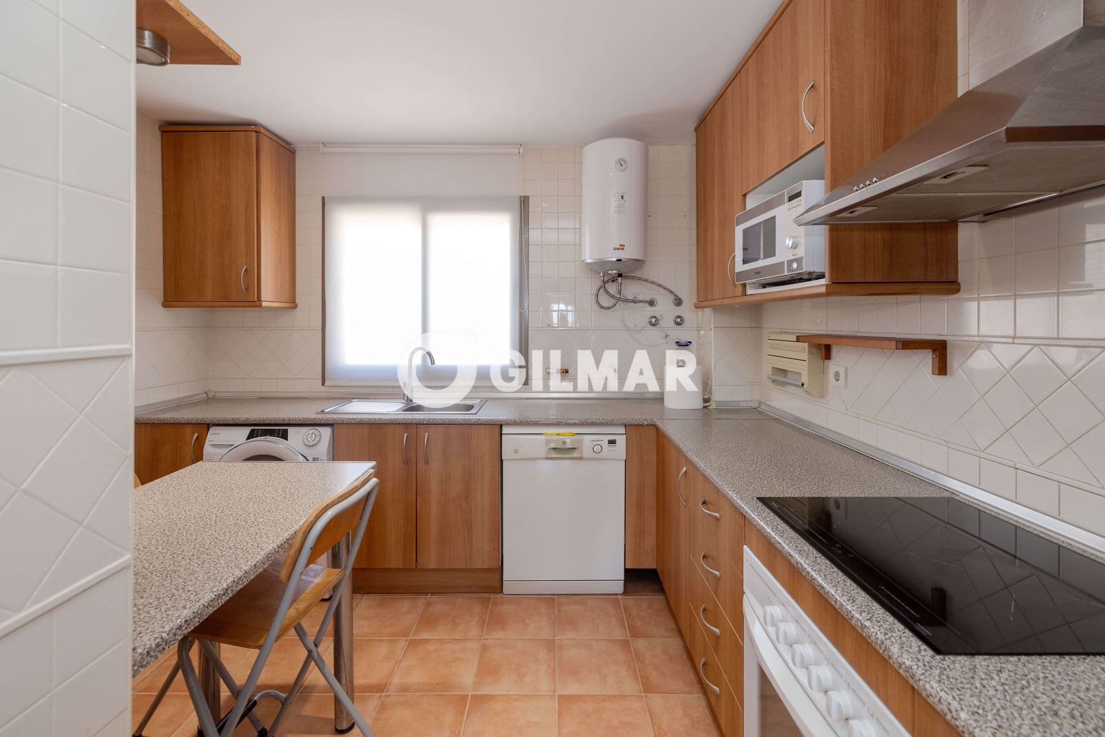 2 sovrum Takvåning till salu i Malaga stad med pool garage - 636 000 € (Ref: 10089956)