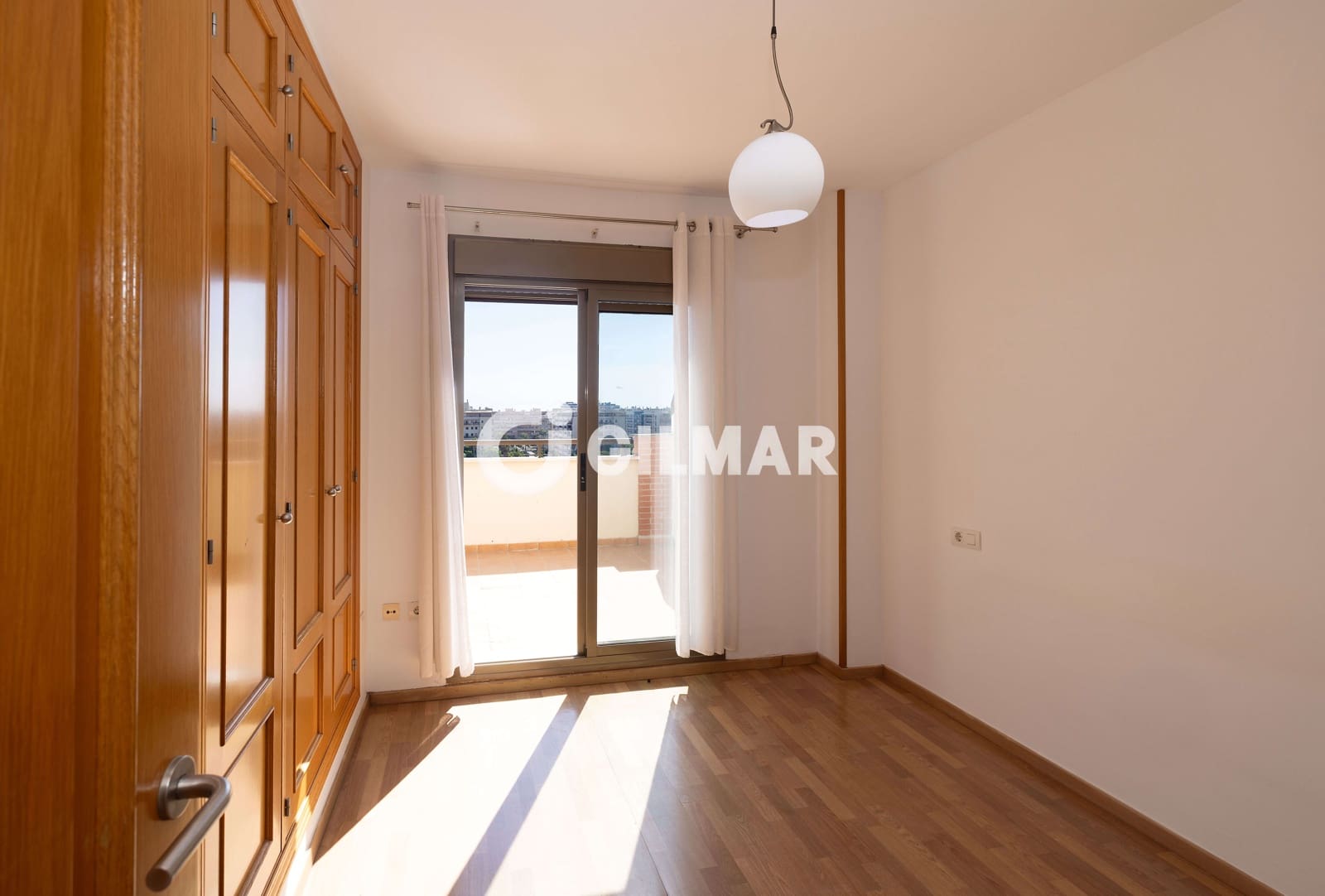 2 sovrum Takvåning till salu i Malaga stad med pool garage - 636 000 € (Ref: 10089956)
