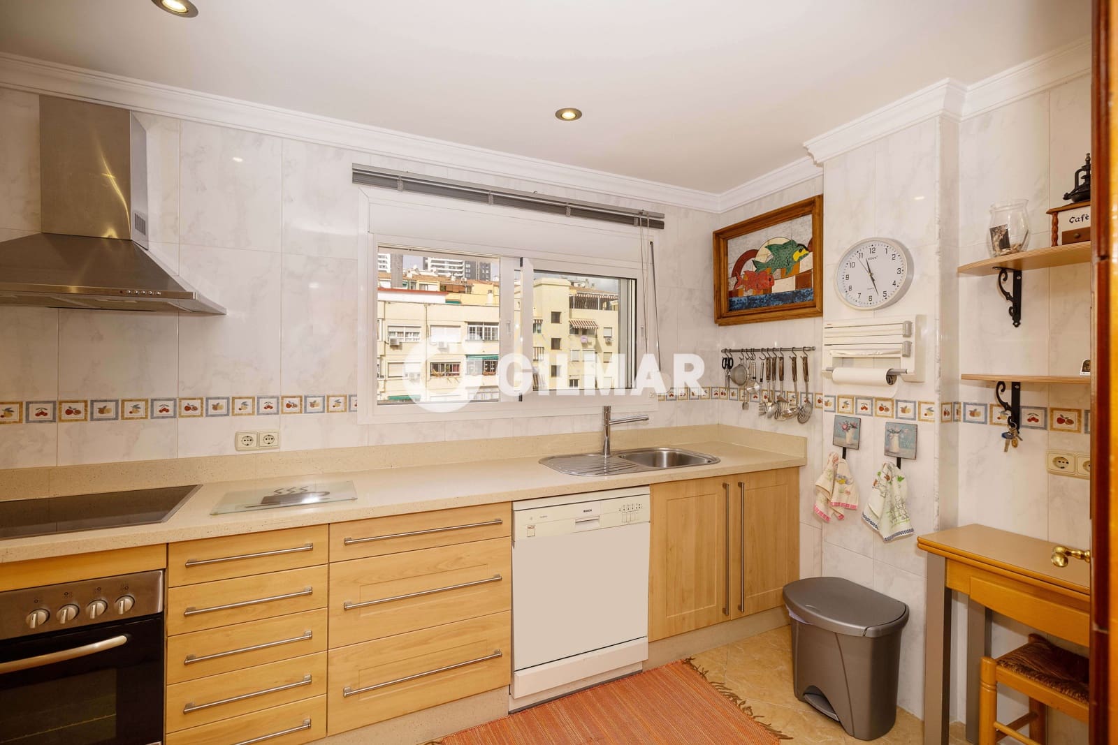 4 Zimmer Wohnung zu verkaufen in Malaga Stadt mit Garage - 420.000 € (Ref: 10089958)