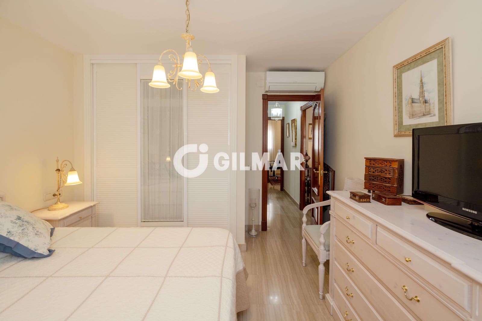 4 Zimmer Wohnung zu verkaufen in Malaga Stadt mit Garage - 420.000 € (Ref: 10089958)