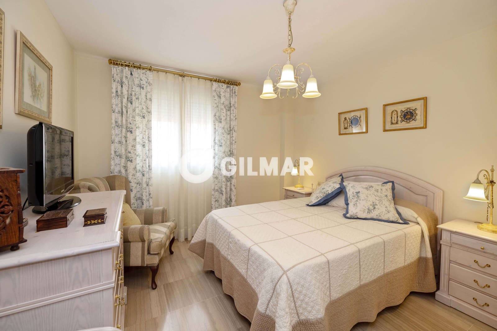 4 Zimmer Wohnung zu verkaufen in Malaga Stadt mit Garage - 420.000 € (Ref: 10089958)