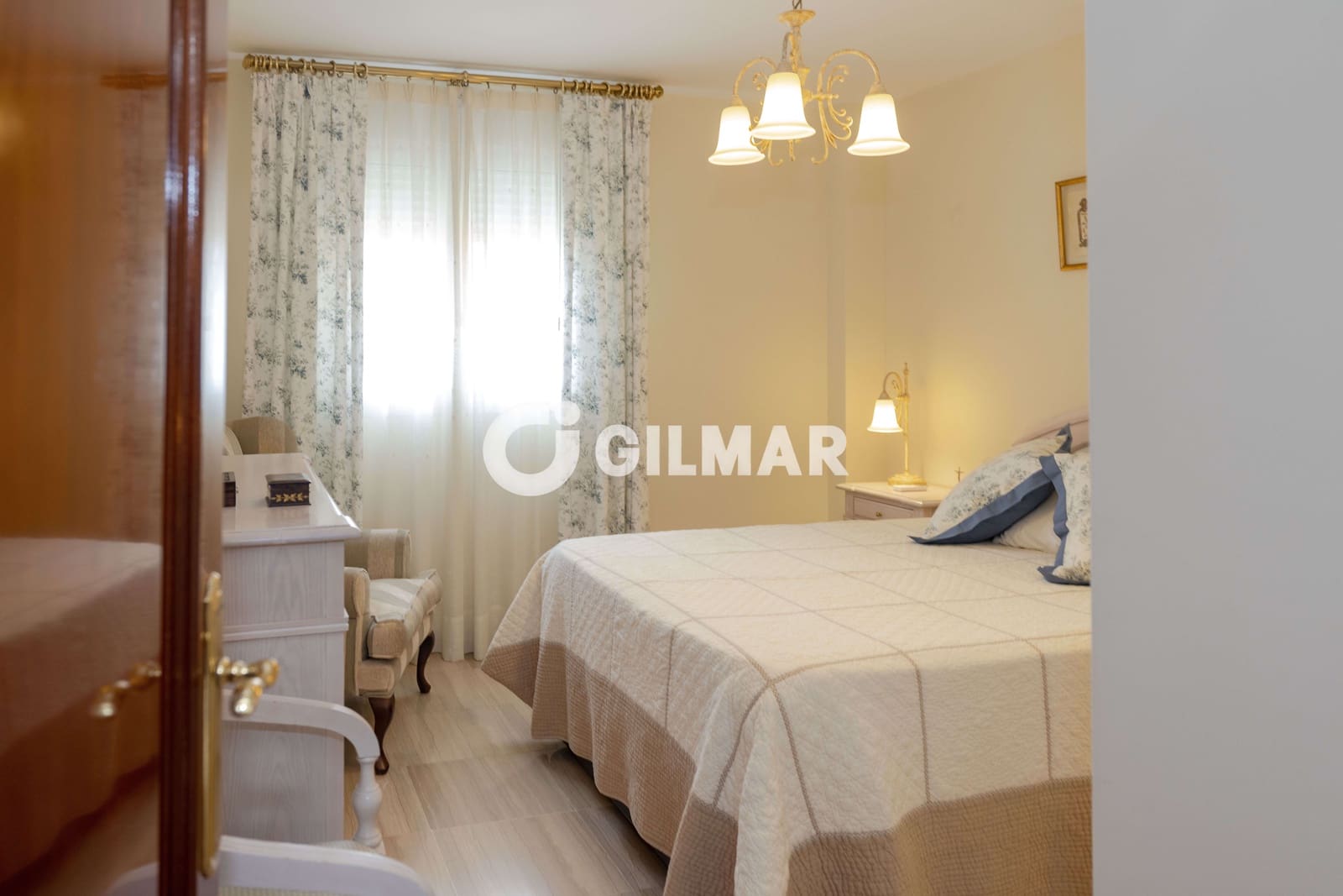 4 Zimmer Wohnung zu verkaufen in Malaga Stadt mit Garage - 420.000 € (Ref: 10089958)