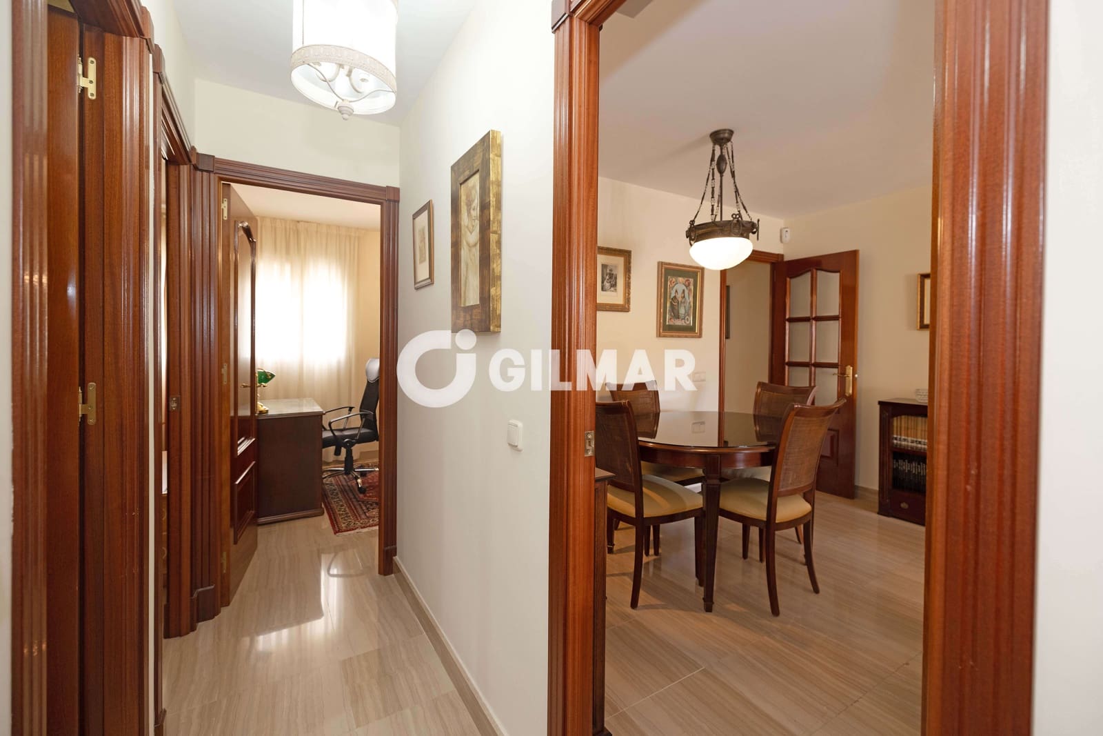 4 Zimmer Wohnung zu verkaufen in Malaga Stadt mit Garage - 420.000 € (Ref: 10089958)