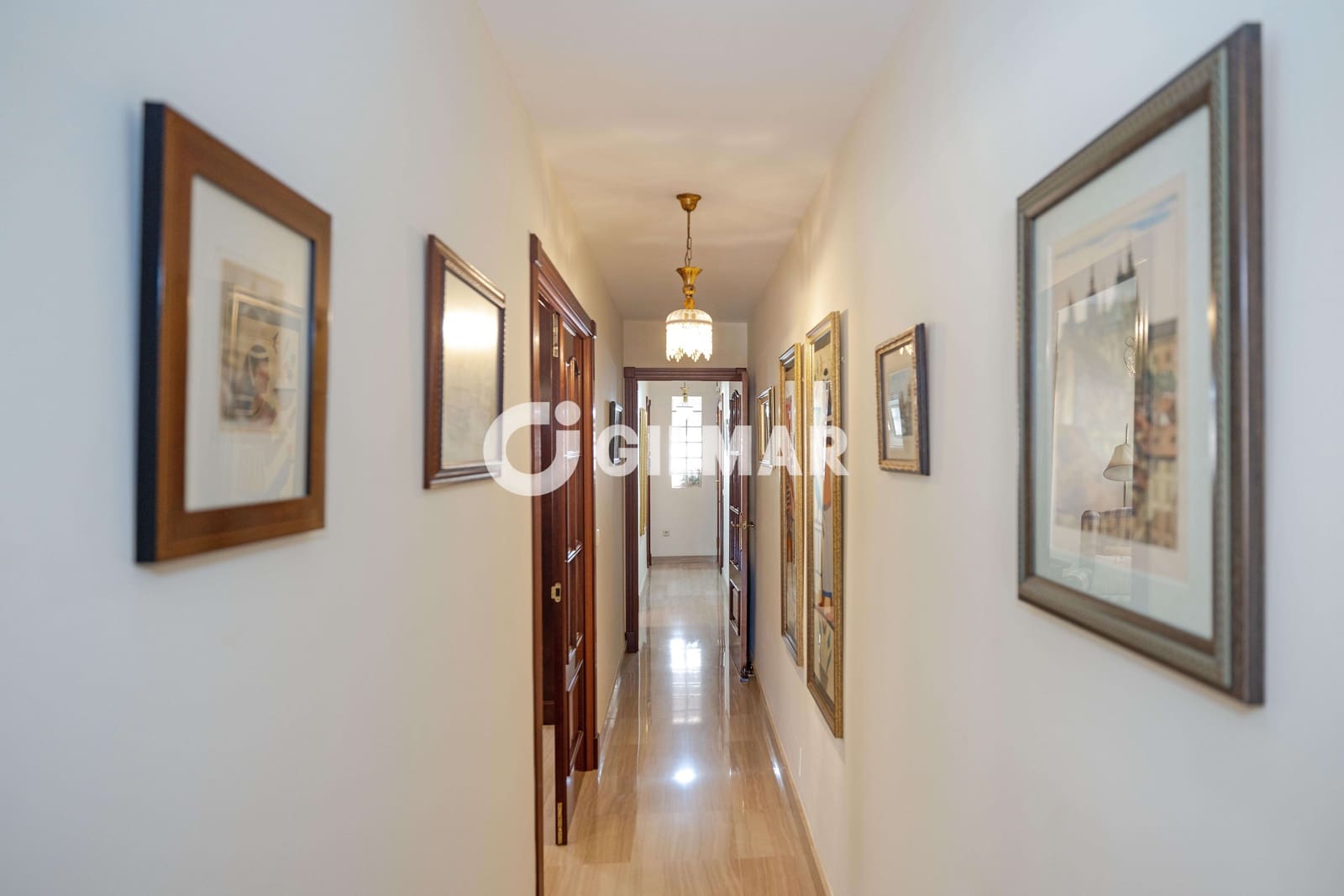4 Zimmer Wohnung zu verkaufen in Malaga Stadt mit Garage - 420.000 € (Ref: 10089958)