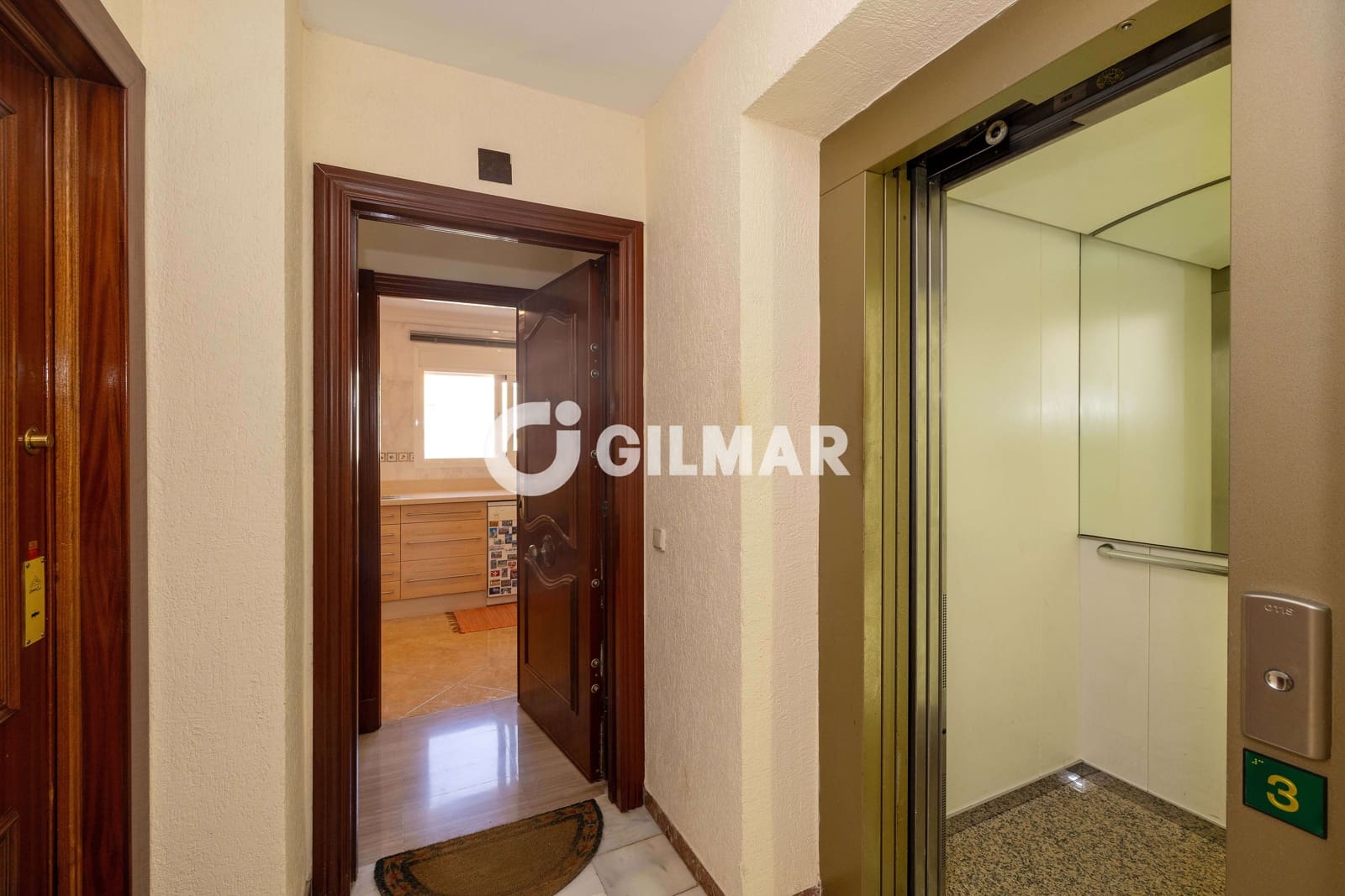 4 Zimmer Wohnung zu verkaufen in Malaga Stadt mit Garage - 420.000 € (Ref: 10089958)