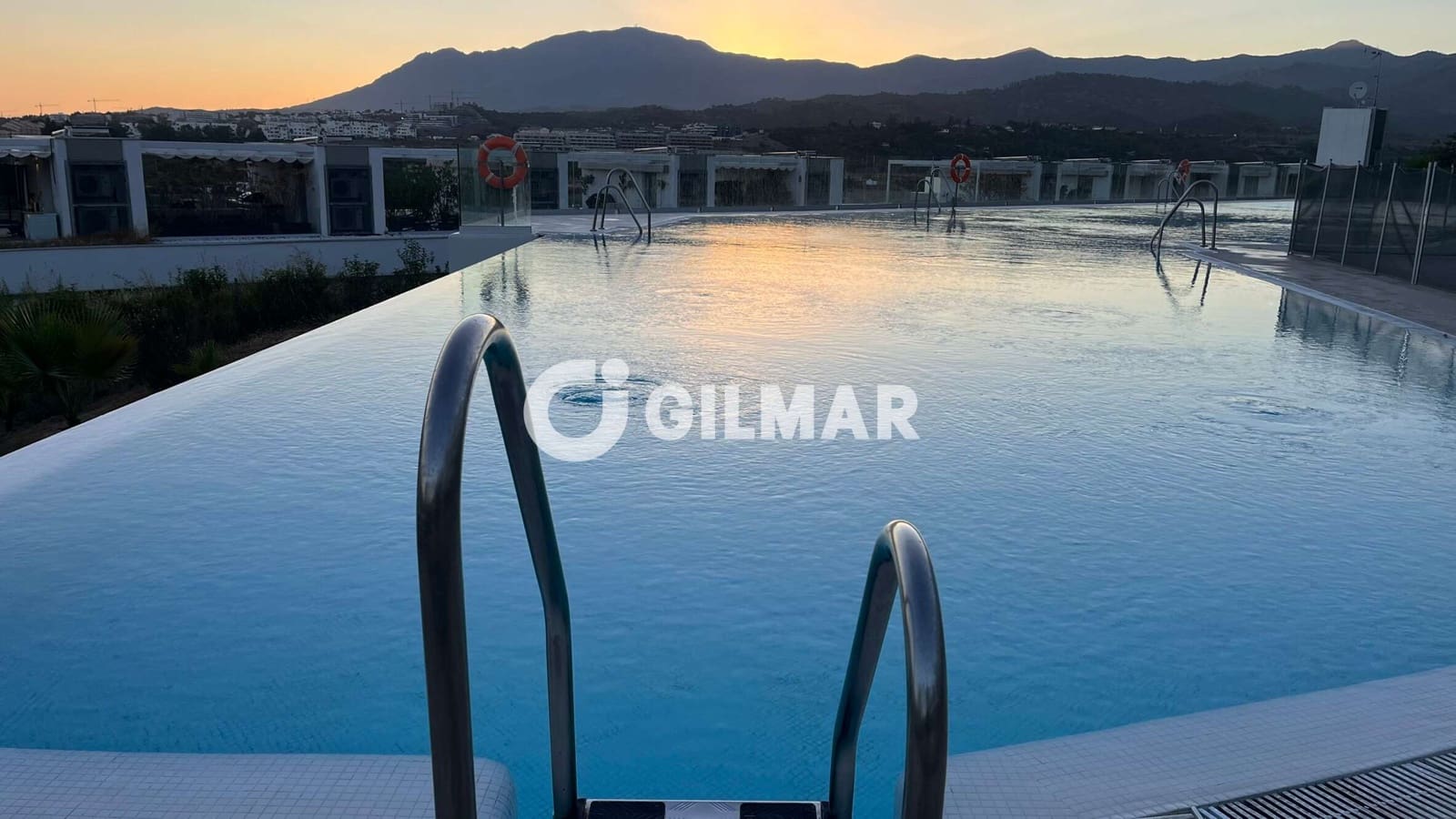 3 Zimmer Reihenhaus zu verkaufen in Cancelada mit Pool Garage - 620.000 € (Ref: 10091543)