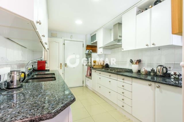 3 sovrum Lägenhet till salu i Majadahonda med pool garage - 790 000 € (Ref: 10091545)