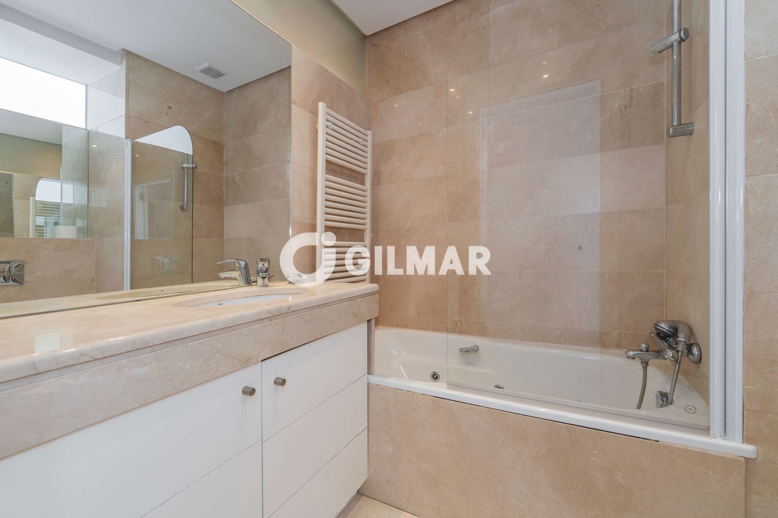 6 slaapkamer Rijtjeshuis te koop in La Moraleja - € 4.100.000 (Ref: 10093950)