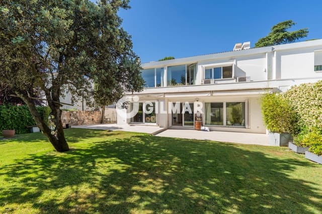 6 slaapkamer Rijtjeshuis te koop in La Moraleja, Alcobendas - € 4.100.000 (Ref: 10093950)