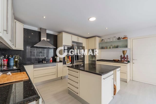6 slaapkamer Rijtjeshuis te koop in La Moraleja, Alcobendas - € 4.100.000 (Ref: 10093950)
