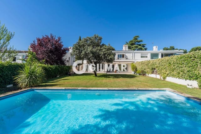 6 slaapkamer Rijtjeshuis te koop in La Moraleja, Alcobendas - € 4.100.000 (Ref: 10093950)