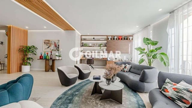 3 soveværelse Lejlighed til salg i Castellana, Madrid by med garage - € 2.595.000 (Ref: 10095554)