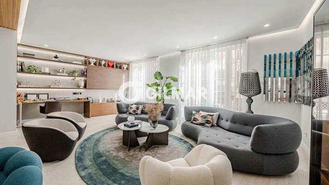 3 soveværelse Lejlighed til salg i Castellana, Madrid by med garage - € 2.595.000 (Ref: 10095554)