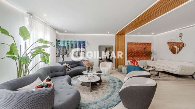 3 soveværelse Lejlighed til salg i Castellana, Madrid by med garage - € 2.595.000 (Ref: 10095554)