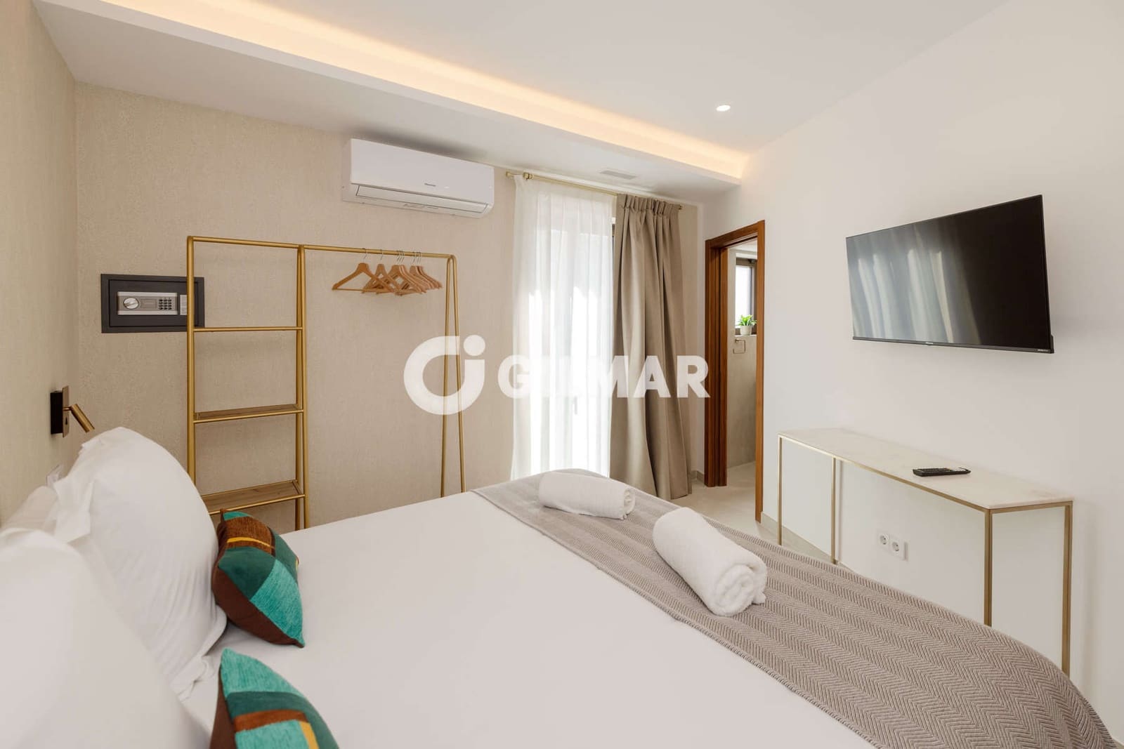 Hôtel à vendre à Estepona - 6 500 000 € (Ref: 10095728)