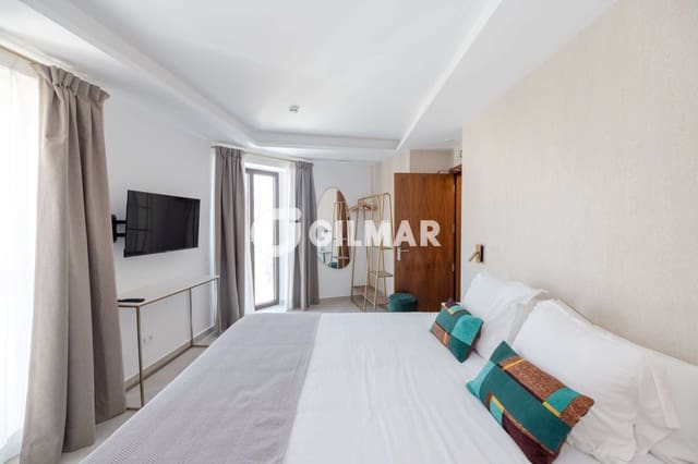 Hôtel à vendre à Centro, Estepona - 6 500 000 € (Ref: 10095728)