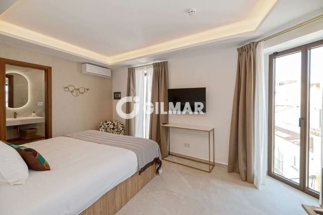 Hôtel à vendre à Centro, Estepona - 6 500 000 € (Ref: 10095728)